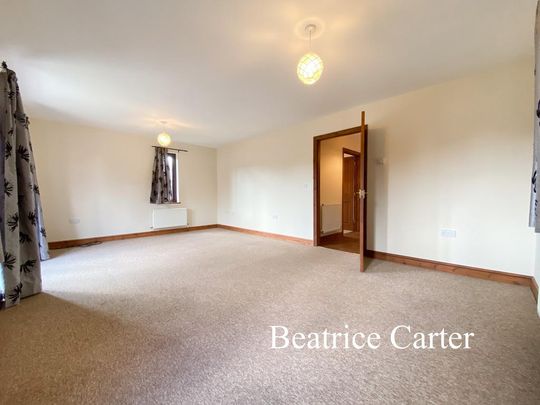 4 bedroom detached house to rent - Photo 1