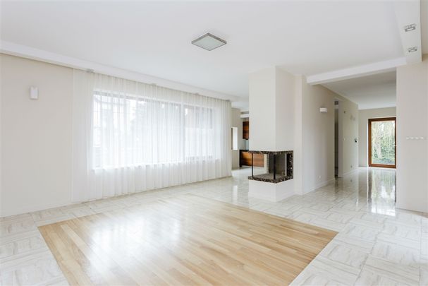 Wilanów Niski, dom 360m2, 5 sypialni - Photo 1
