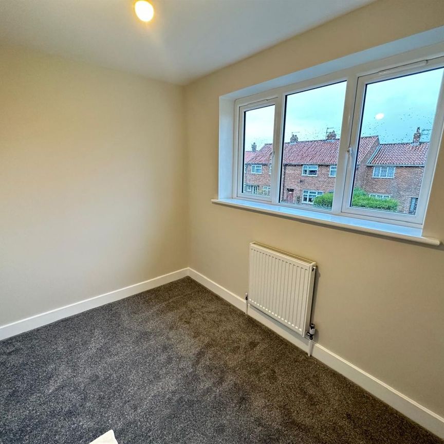 36 Caymer Road, YO11 3HH, Scarborough - Photo 1