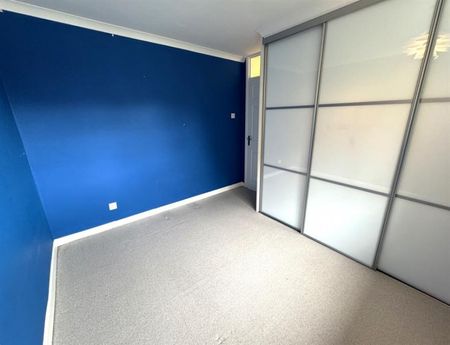 3 Bedroom Semi Detached To Let - Photo 5