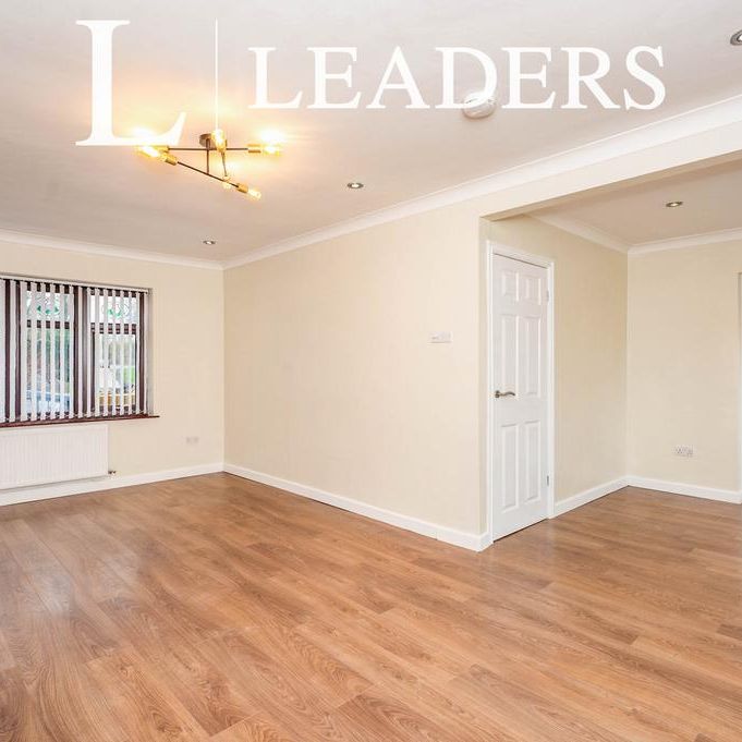 3 bedroom detached house to rent - Photo 1