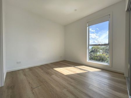 Perfectly Positioned Within A Moments Walk to Everything - Photo 2