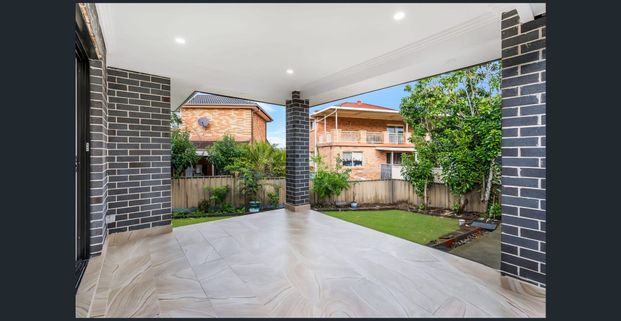 Spacious Granny Flat in a Peaceful Cul-de-Sac Location - Photo 1