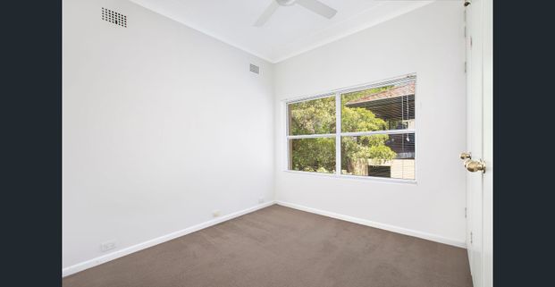 Lovely 3 bedroom Unit with leafy outlook - Photo 1