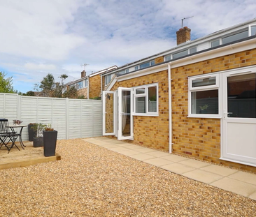 A stunning design-led professional Witney house — finished to an exceptional standard. Room 4 - Photo 6