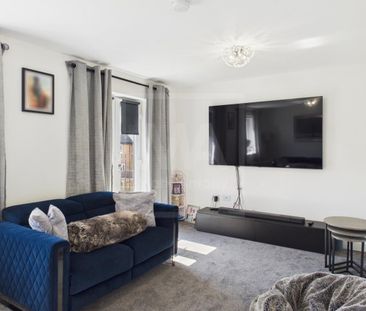 Foxtrot Avenue, Great Sankey, Warrington, Cheshire - Photo 3