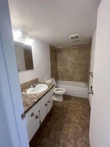 420 Sabrina Road Southwest, Calgary - Photo 2