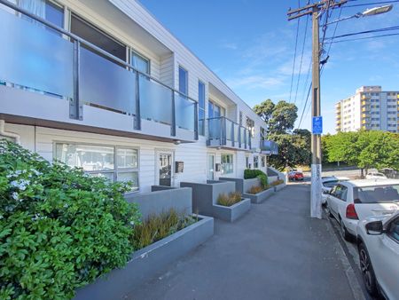 Welcome to 207 Tasman Street - Photo 2