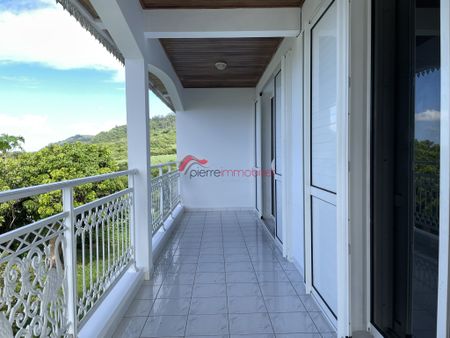 Location Maison 5 pièces 113m² ST JOSEPH 97480 - Photo 5