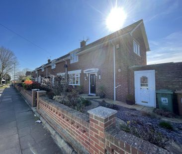 Jarvis Walk, Owton Manor, Hartlepool - Photo 2