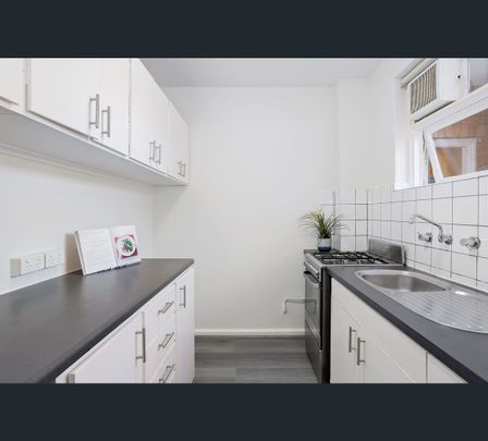 12/6 Redan Street, St Kilda, Vic 3182 - Photo 1