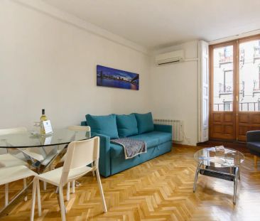 1-bedroom apartment for rent in Palacio, Madrid - Foto 6