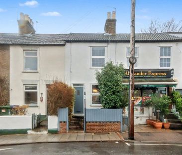 2 bedroom terraced house to rent - Photo 2