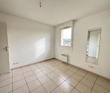 Location Appartement 2 pièces 38m² - Photo 2