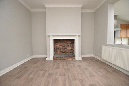 2 bedroom terraced house to rent - Photo 3