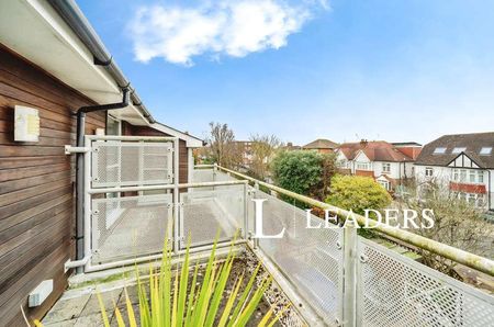Wilbury Avenue, Hove, BN3 - Photo 4