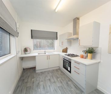 House - Terraced For Rent Abertillery Road, Abertillery - Photo 6
