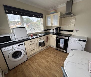 2 bedroom bungalow to rent - Photo 4
