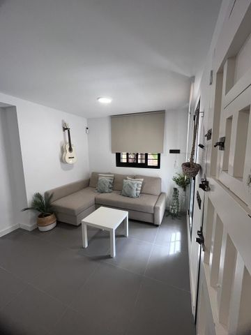 Exquisite Apartment Completely Renovated in the Heart of Marbella!!! - Photo 2