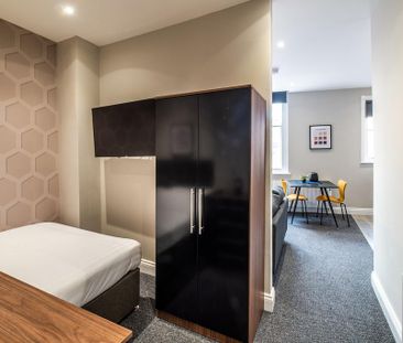 Studio to rent - Photo 3