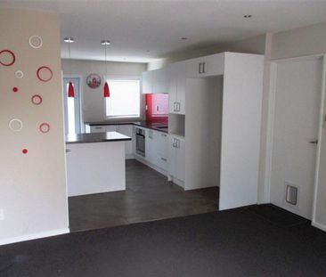 2/452 Worcester Street, Linwood - Photo 5