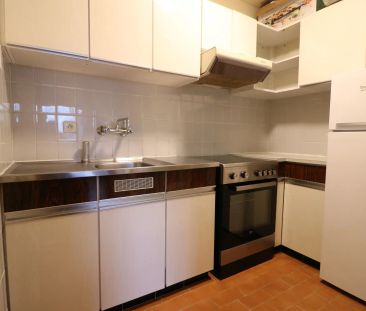 Centraal gelegen éénslaapkamerappartement met terras achteraan. - Photo 6