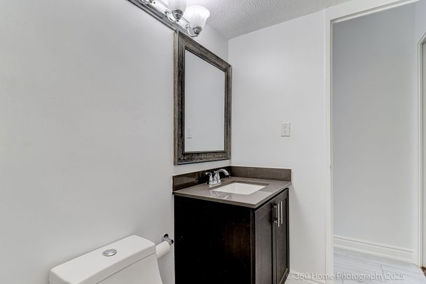 For Lease - 5 Massey Square Unit# 1819, Toronto, Ontario - Photo 1