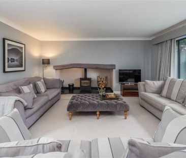 5 Bedroom Detached To Let - Photo 6