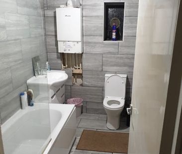 Room in a Shared House, Brigstocke Road, BS2 - Photo 5