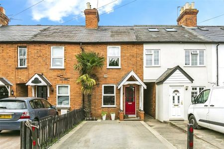 2 bedroom terraced house to rent - Photo 5