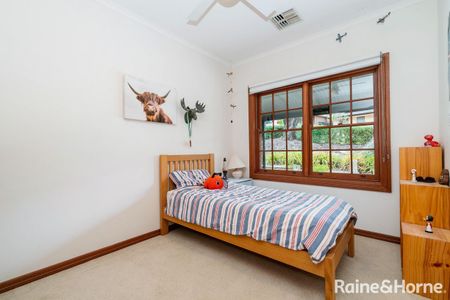 Perfectly Presented Family Home - 8-Month Rental - Choice of Furnished or Unfurnished - Photo 4