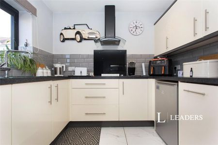 2 bedroom bungalow to rent - Photo 5