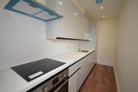 1 bedroom apartment to rent - Photo 2