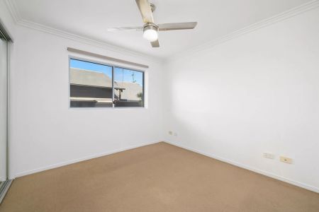 Unit 2/584 Old Cleveland Road, Camp Hill. - Photo 5