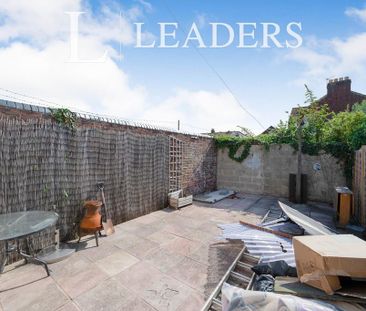 3 bedroom terraced house to rent - Photo 3