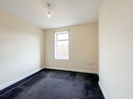 2 Bedroom - Photo 3
