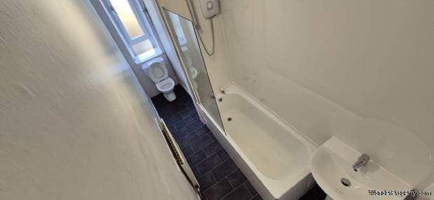 2 bedroom property to rent in Glasgow - Photo 1