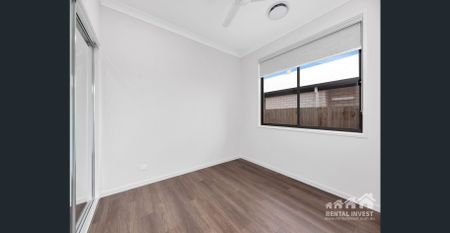 STUNNING and STYLISH brand-new family home with all the bells and whistles - Photo 4