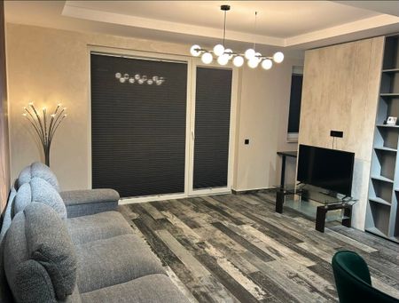 Inchiriere Apartament 2 Camerere Coresi cu parcare subterana - Photo 2