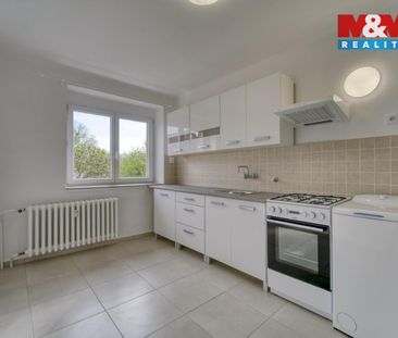 Pronájem bytu 2+1 60 m², Topolová 311, Plzeň - Fotografie 2