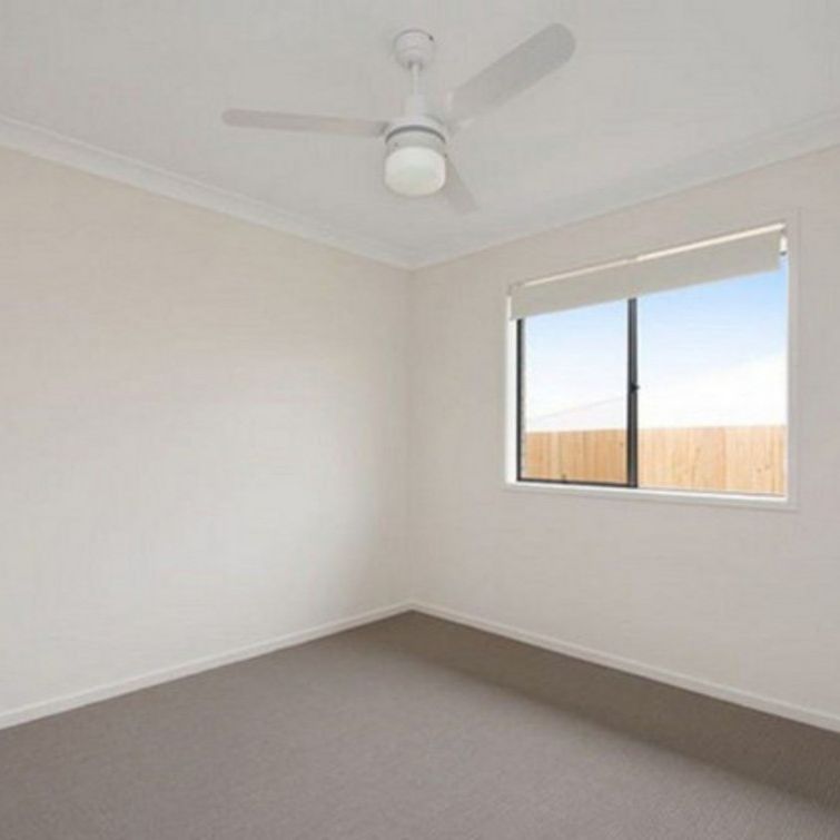 Rare 4 Bedroom Unit. - Photo 1