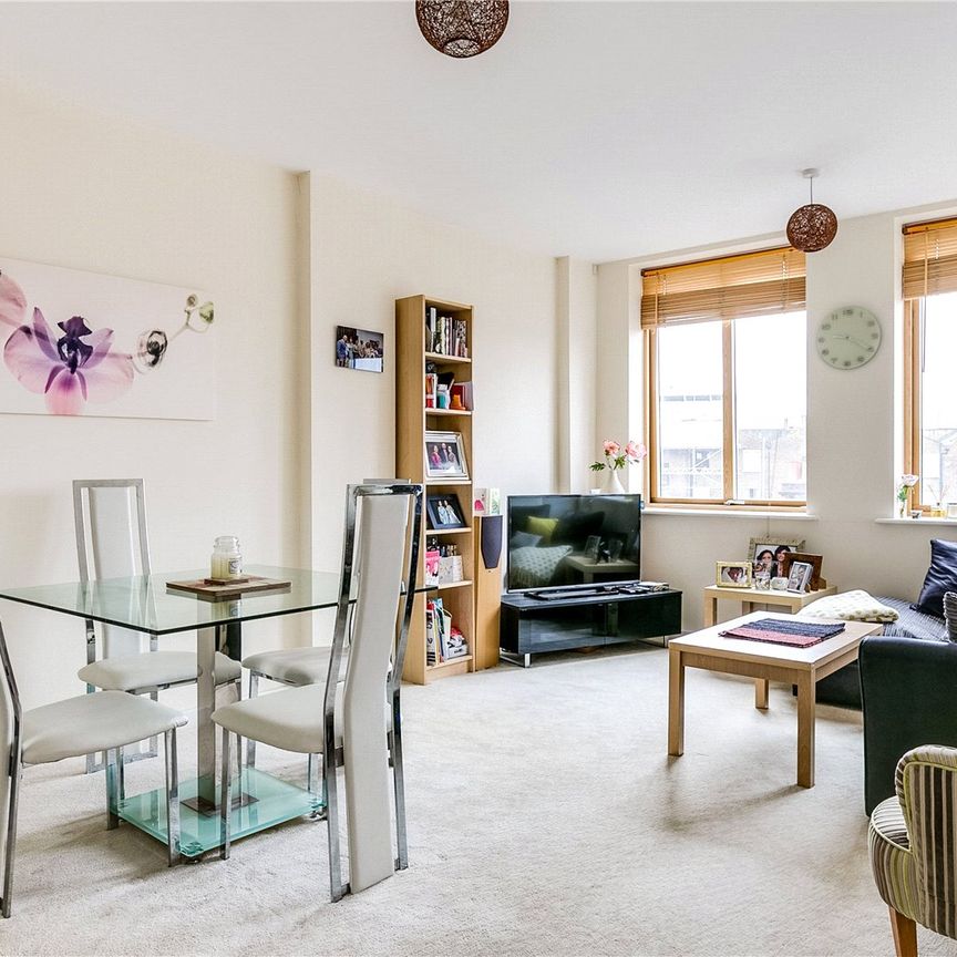 Scholars House, London, NW6, London - Photo 1