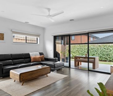 Family Luxury, Everyday Ease - Move Straight In and Enjoy - Photo 4