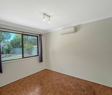 Spacious Family Living on 1,151sqm in the Heart of Ningi! - Photo 5