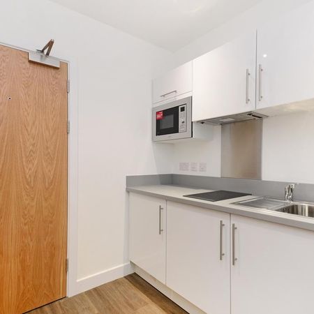 Studio to rent - Photo 3