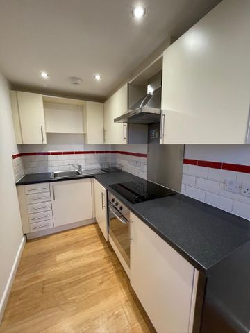 1 bedroom flat to rent - Photo 3