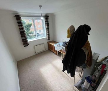 Redshank Court, Thatcham, RG19 - Photo 5