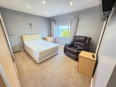 9 Forkhill Road, Newry, BT35 8LZ - Photo 4