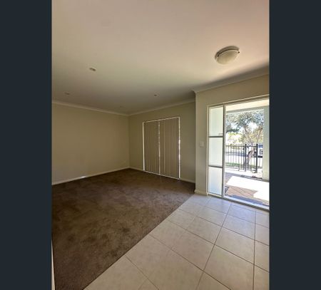 52 Waterfront Parkway, Shoalwater, WA 6169 - Photo 4