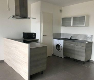 Location appartement 2 pièces 48.04 m² à Tournon-sur-Rhône (07300) - Photo 2